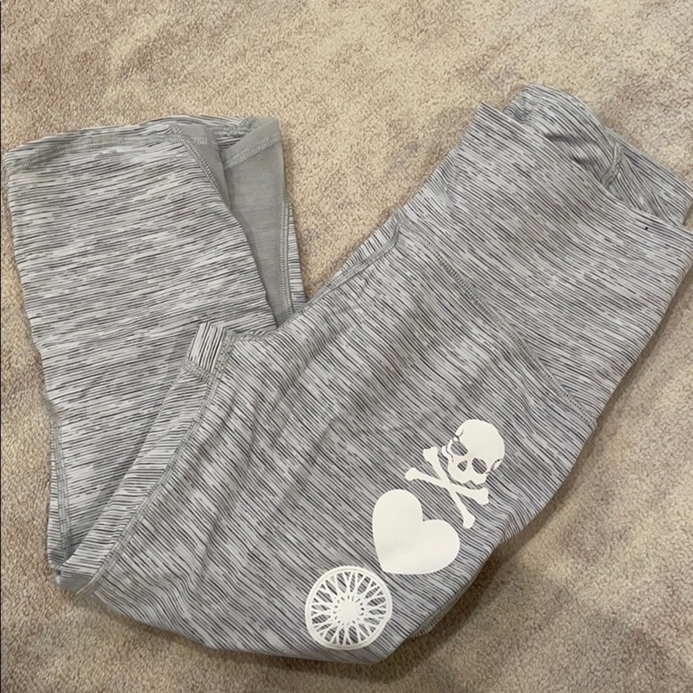 Lululemon/soul cycle leggings